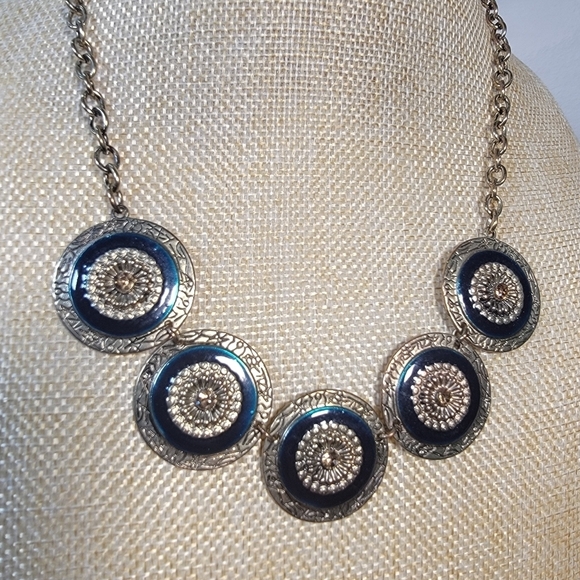 Ruby Rd. Chic Gold and Black Statement Necklace Medallions Chain - Picture 4 of 17